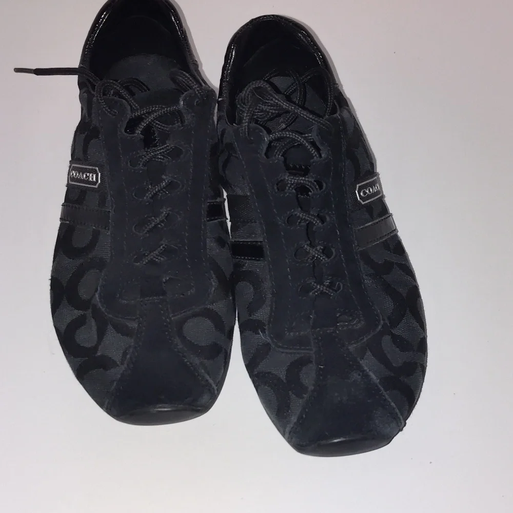 Black Coach women's Kathleen sneakers tennis shoes - size 7